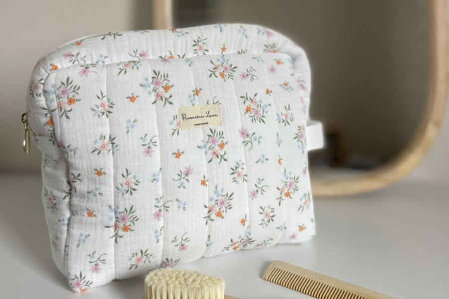 Trousse à langer Première Lune : ton allié pour tes sorties avec bébé